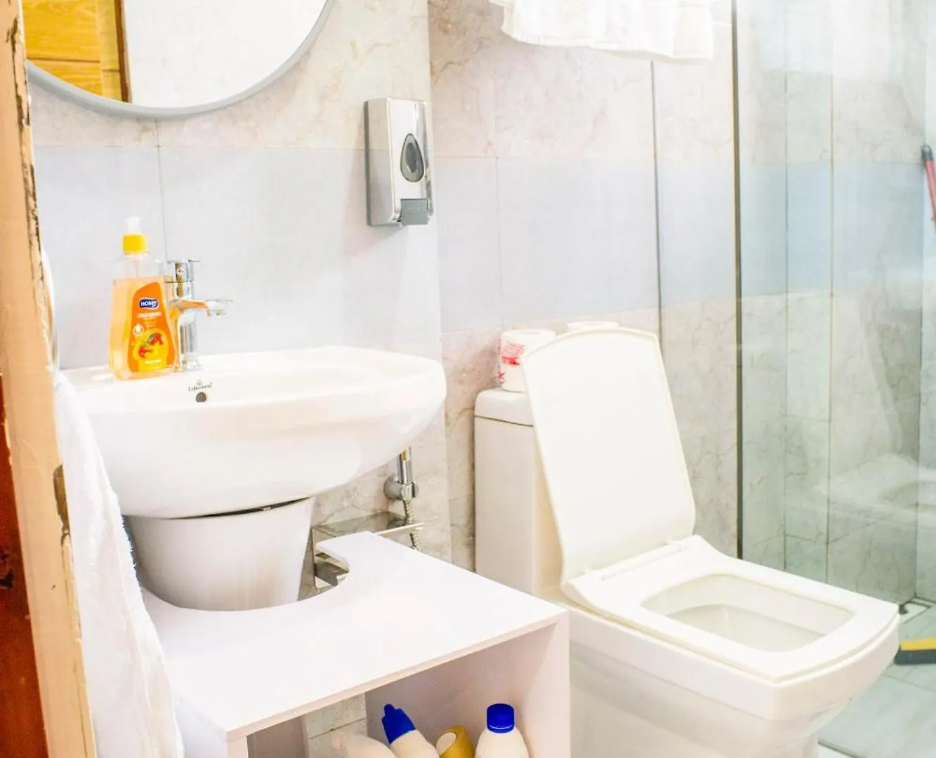 Gail Homes Naalya - One Bedroom Luxury Apartment Kampala